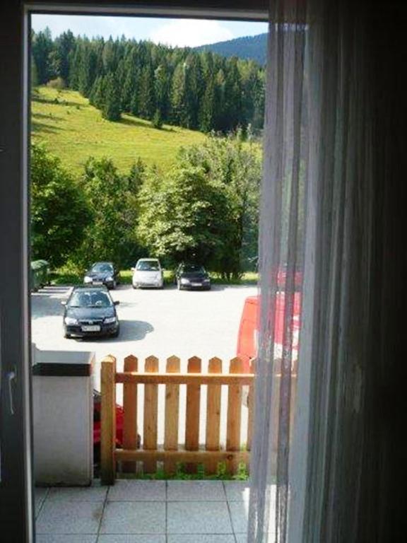 Ferienwohnungen Fryba Bad Kleinkirchheim Phòng bức ảnh